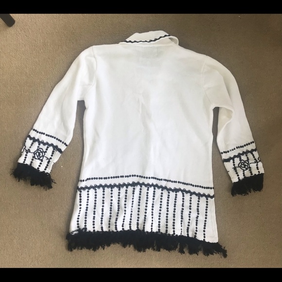 🦋 Storybook Knits black on white sweater M NWT - Picture 2 of 9